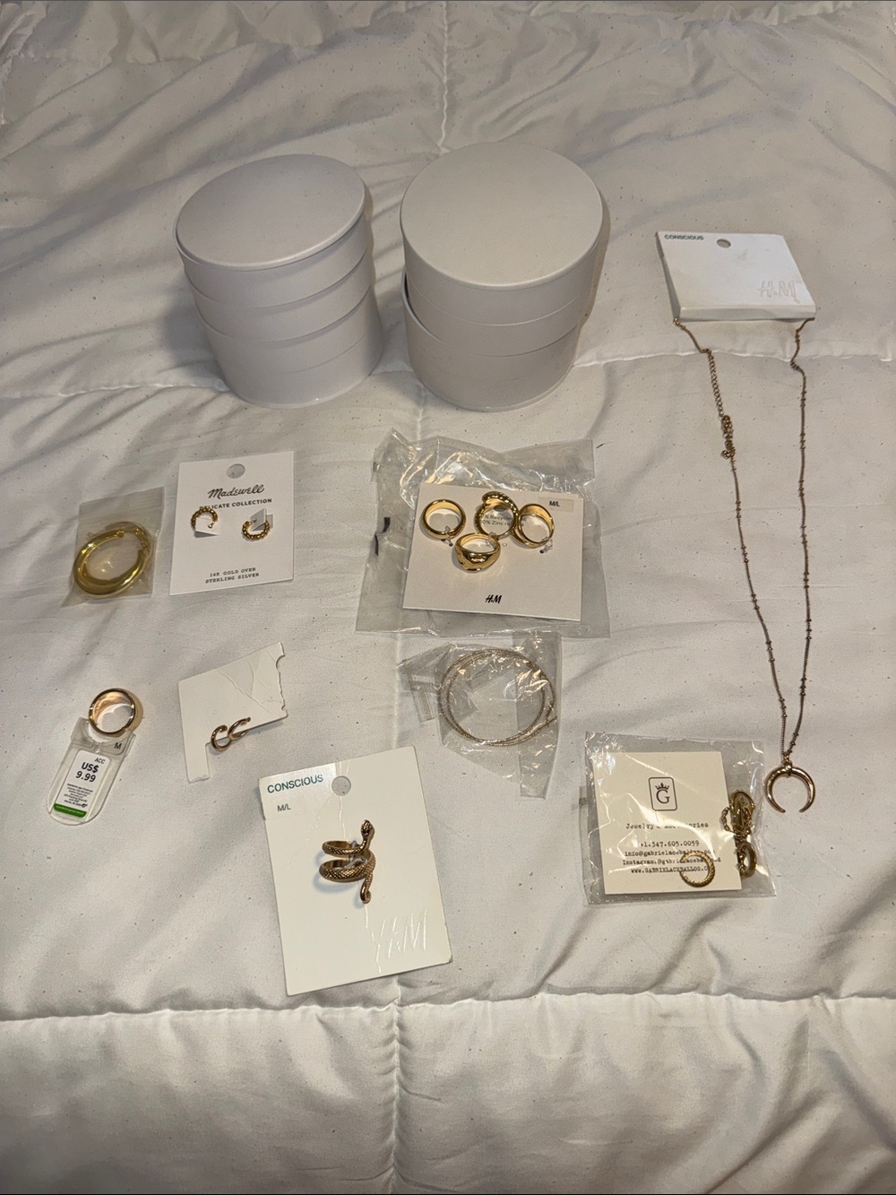 H&M Gold-Tone Women's Ring and Necklace Set